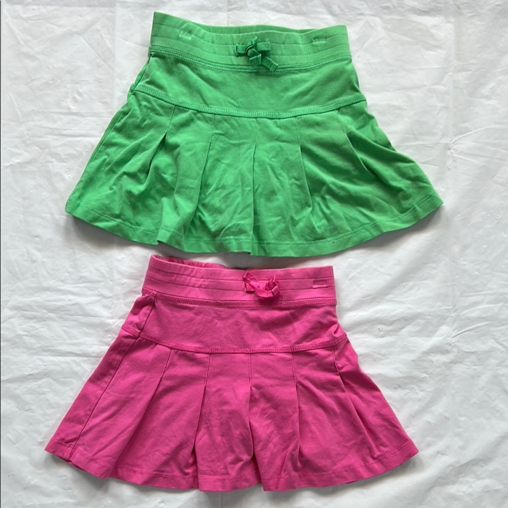 The Children's Place Skorts in Green and Pink with Pleated Design